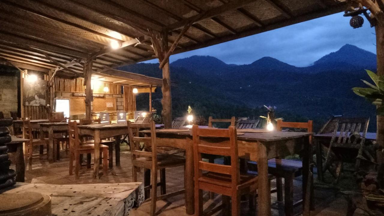 Munduk Made Oka Homestay And Warung מראה חיצוני תמונה