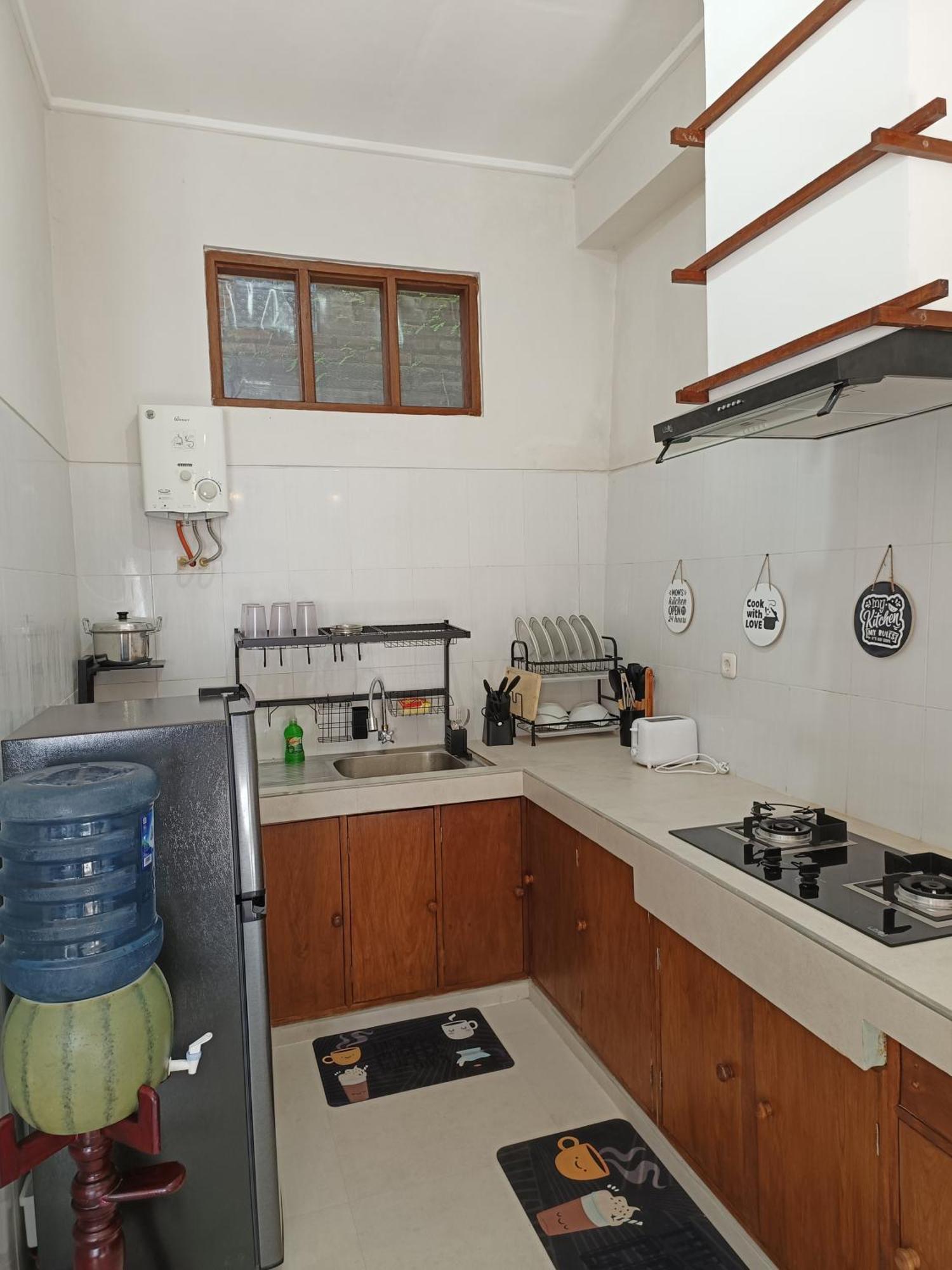 Munduk Made Oka Homestay And Warung מראה חיצוני תמונה