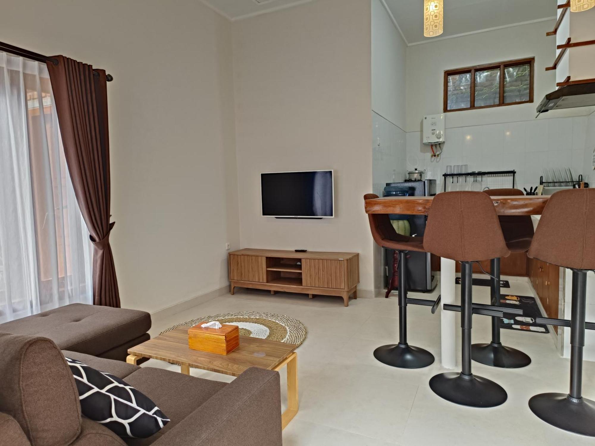 Munduk Made Oka Homestay And Warung מראה חיצוני תמונה