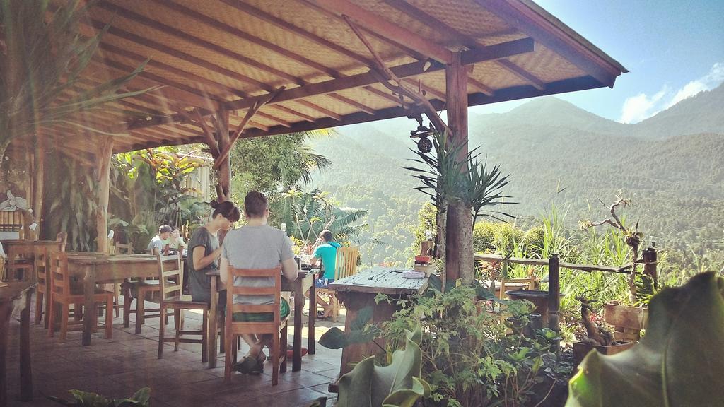 Munduk Made Oka Homestay And Warung מראה חיצוני תמונה