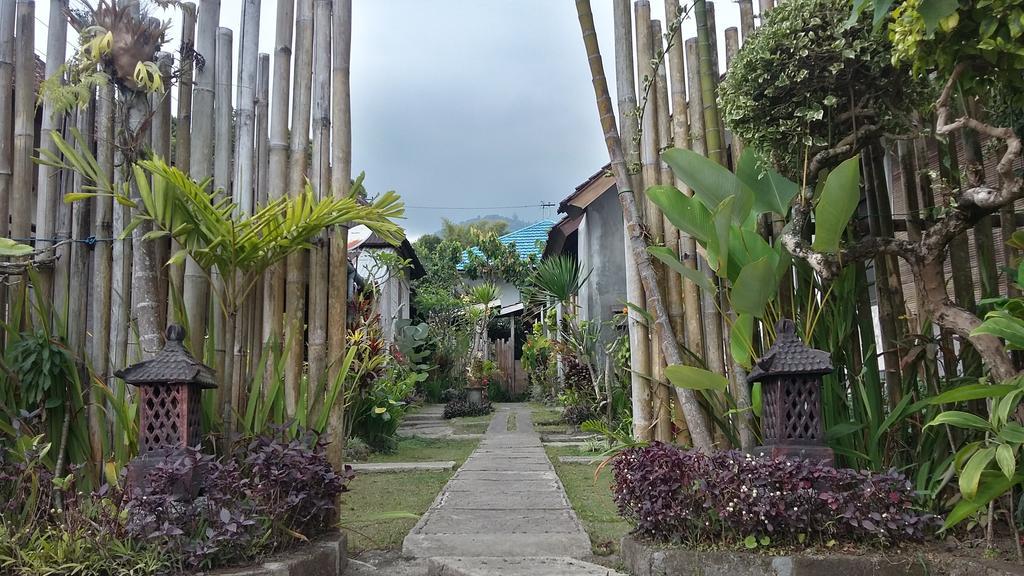 Munduk Made Oka Homestay And Warung מראה חיצוני תמונה